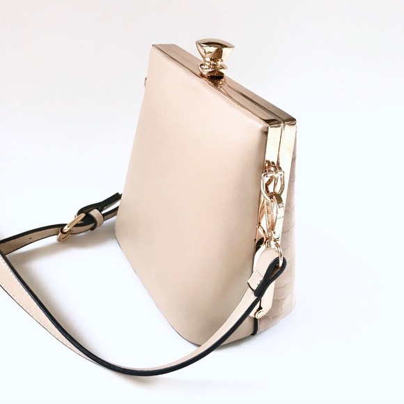 Crossbody Bag Nude Vegan Leather - Picture 7 of 8
